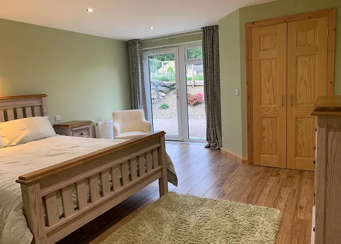 Lakeview Lodge Four Bedroom House