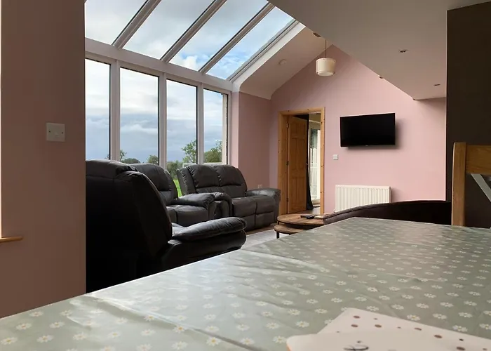 Lakeview Lodge Four Bedroom House