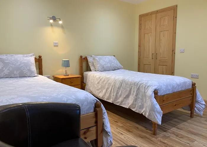 Lakeview Lodge Four Bedroom House