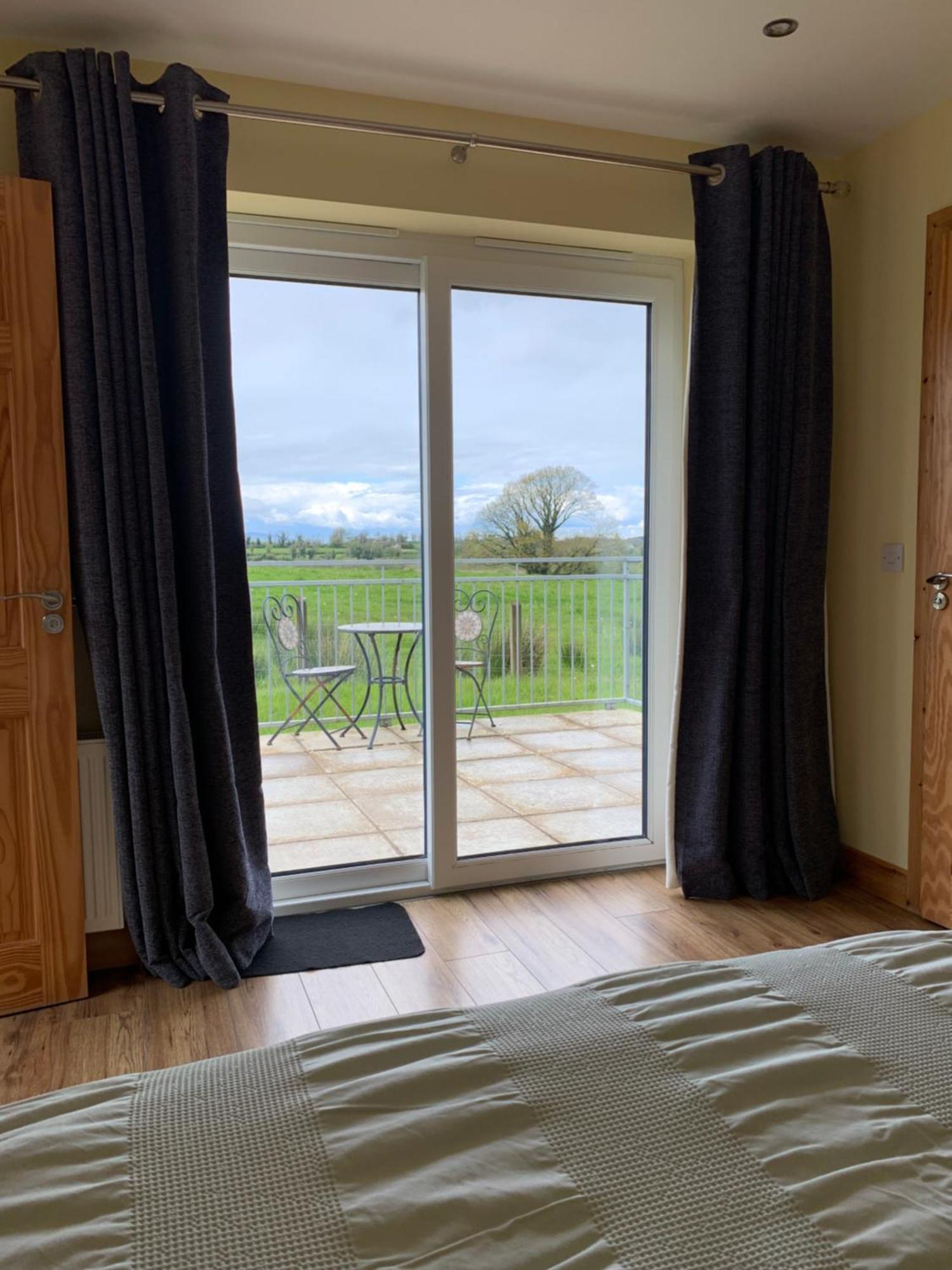 Lakeview Four Bedroom House Holiday home